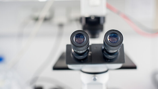 Detail in a research lab, symbolic image