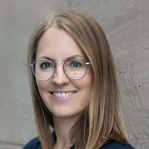 Dr. Kristina Koop