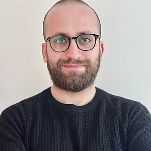Dr. Yusuf Hakan Usta