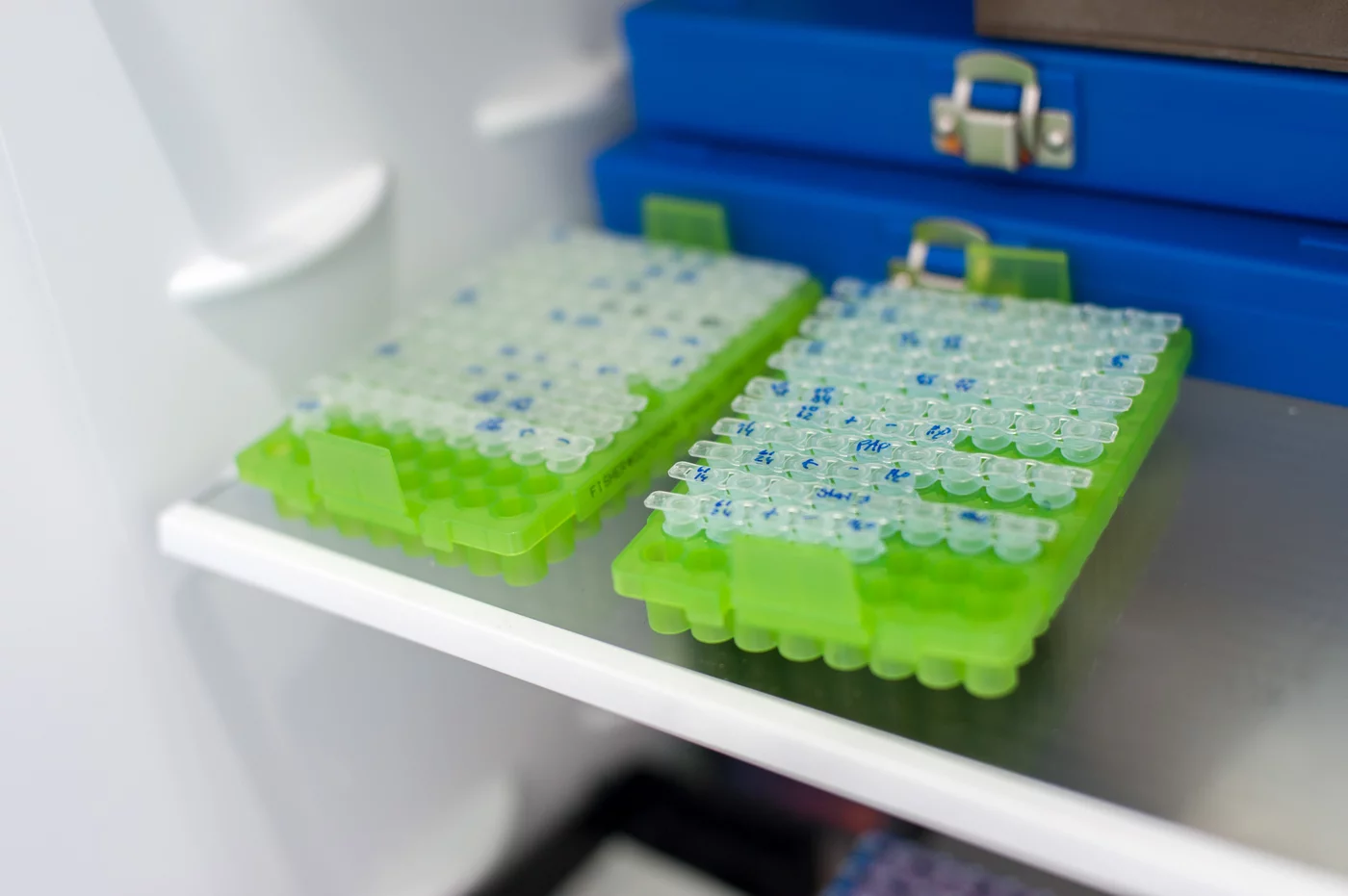 Detail in a research lab, symbolic image